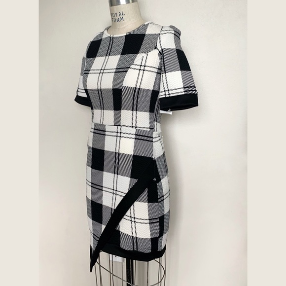 NWT Plaid Quilted Zip Up Bodycon Dress - Picture 2 of 6